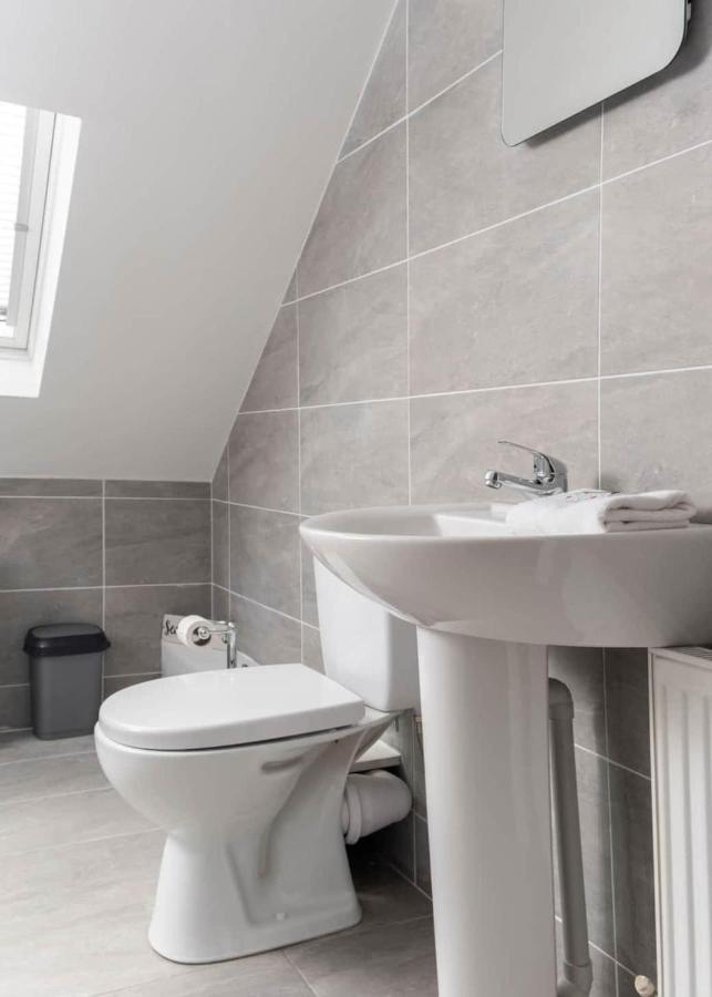 Modern Newly Refurbished House 10 Minute Walk From Lahinch 빌라 외부 사진